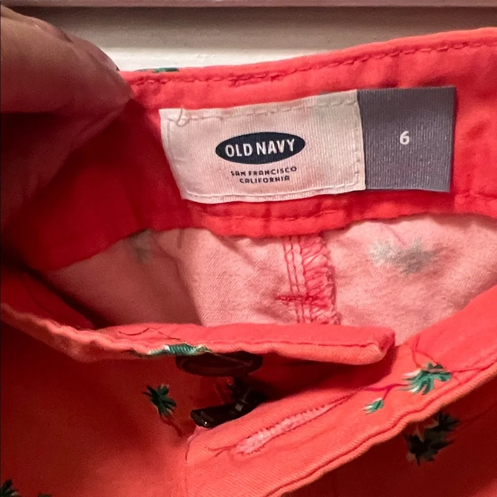 #1514=Coral Women's Shorts with Palm Tree Print - Picture 3 of 9
